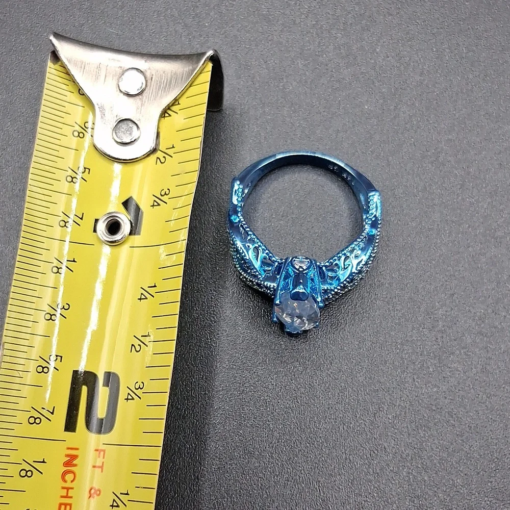 NWT Beautiful Art Deco Boho Blue 7 Sparkly Ring!!